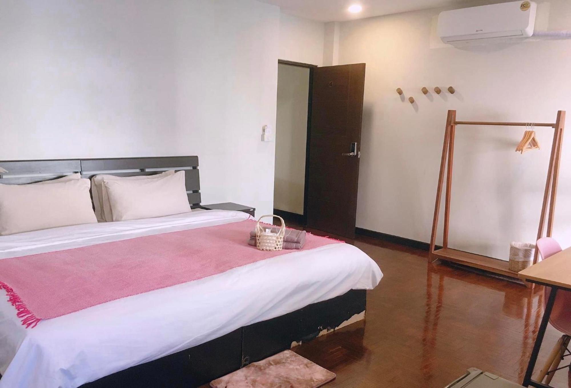 Wayside Pensión Chiang Mai